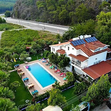 Guenlue Hotel